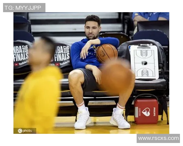 汤普森康复训练引发热议，网友纷纷点赞祝福