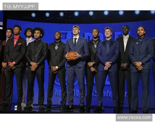 太阳队逆转国王队晋级西部半决赛，激动人心的篮球之夜