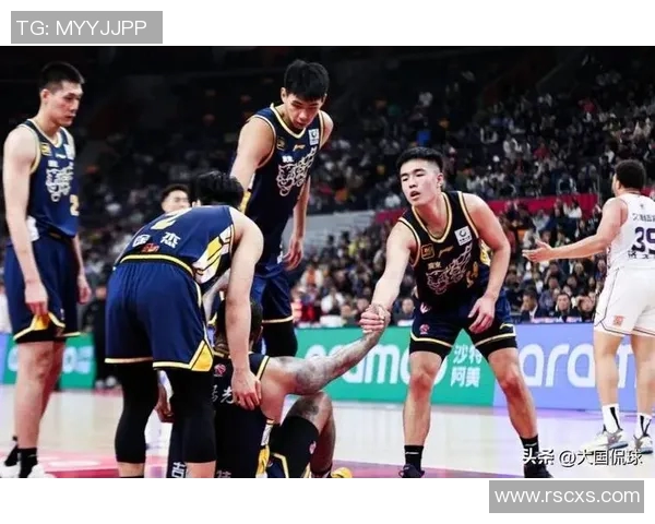 广东男篮与广厦精彩对决回放全场比赛精彩瞬间回顾