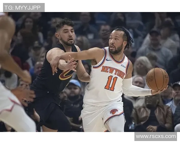 纽约尼克斯队连胜三场,逼平热火队:新赛季势不可挡 纽约尼克斯队连胜三场,逼平热火队:新赛季势不可挡